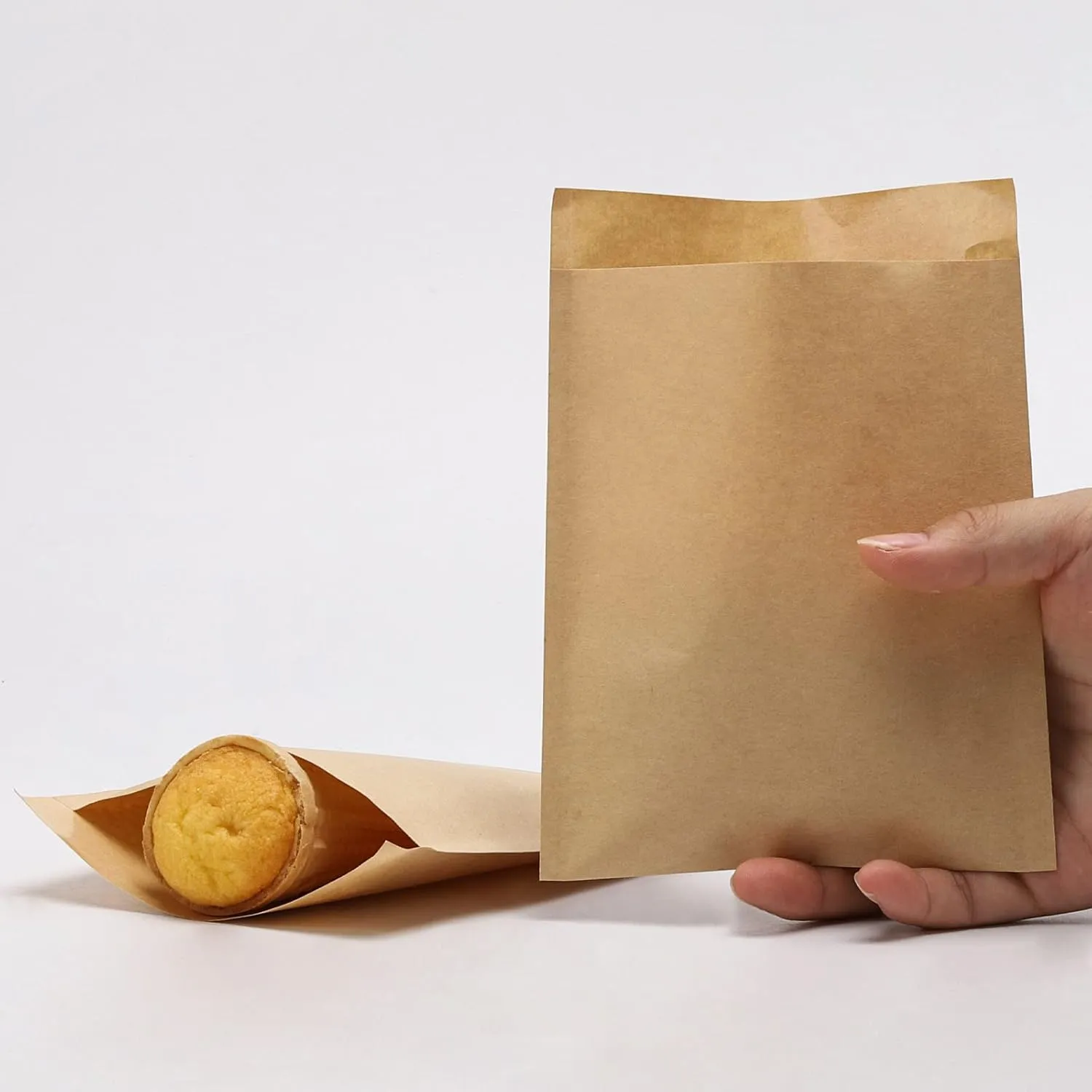 200 Pcs Kraft Paper Cookies Bags - Unbleached Small Paper Bakery Bags for Treats, Baked Snacks, Pastry, Donut, Bread (4.7x6.3 Inch)