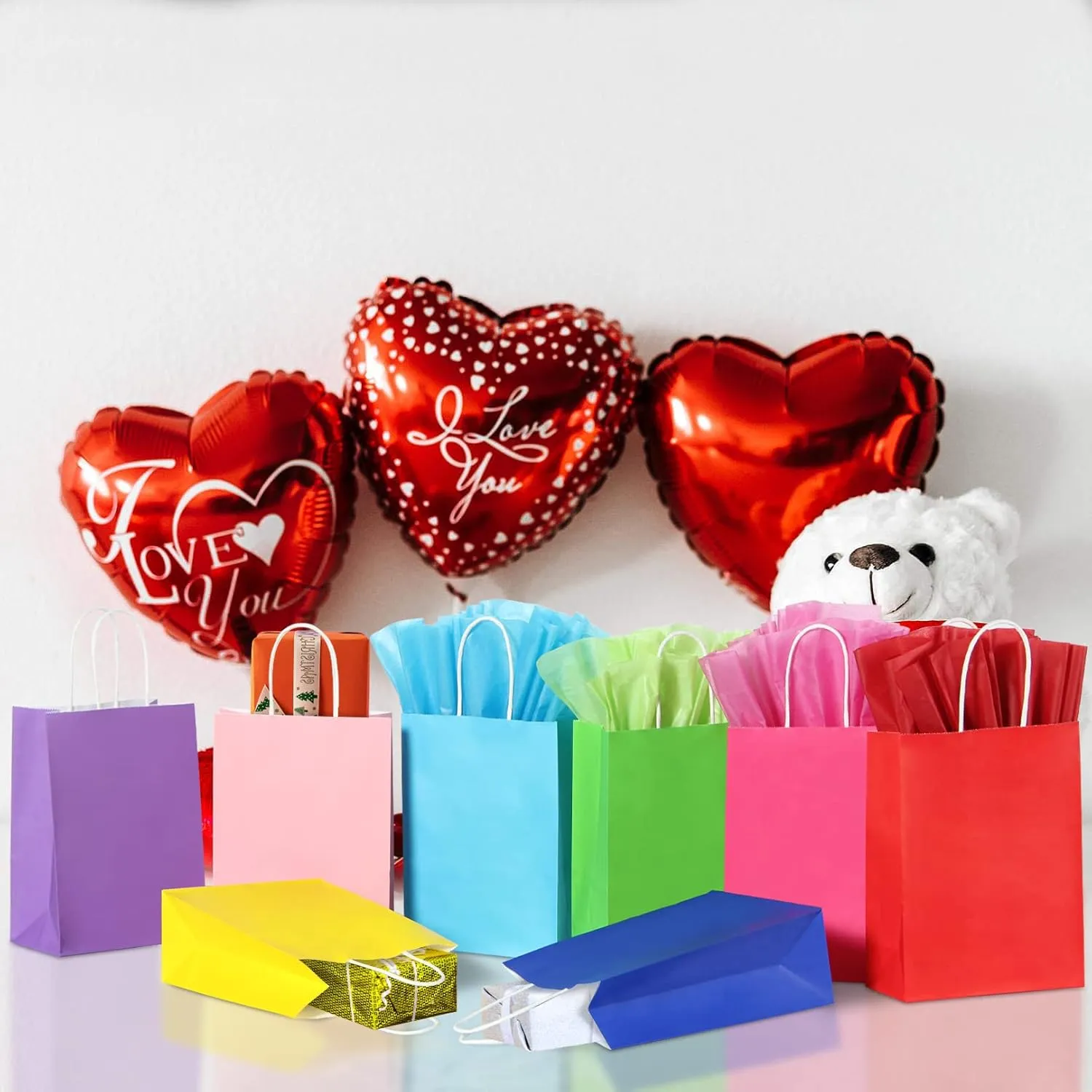 BLEWINDZ 32 Pieces Gift Bags with 32 Tissues, 8 Colors Party Favor Bags with Handles, Rainbow Gift Bag for Wedding, Birthday, Party Supplies and Gifts