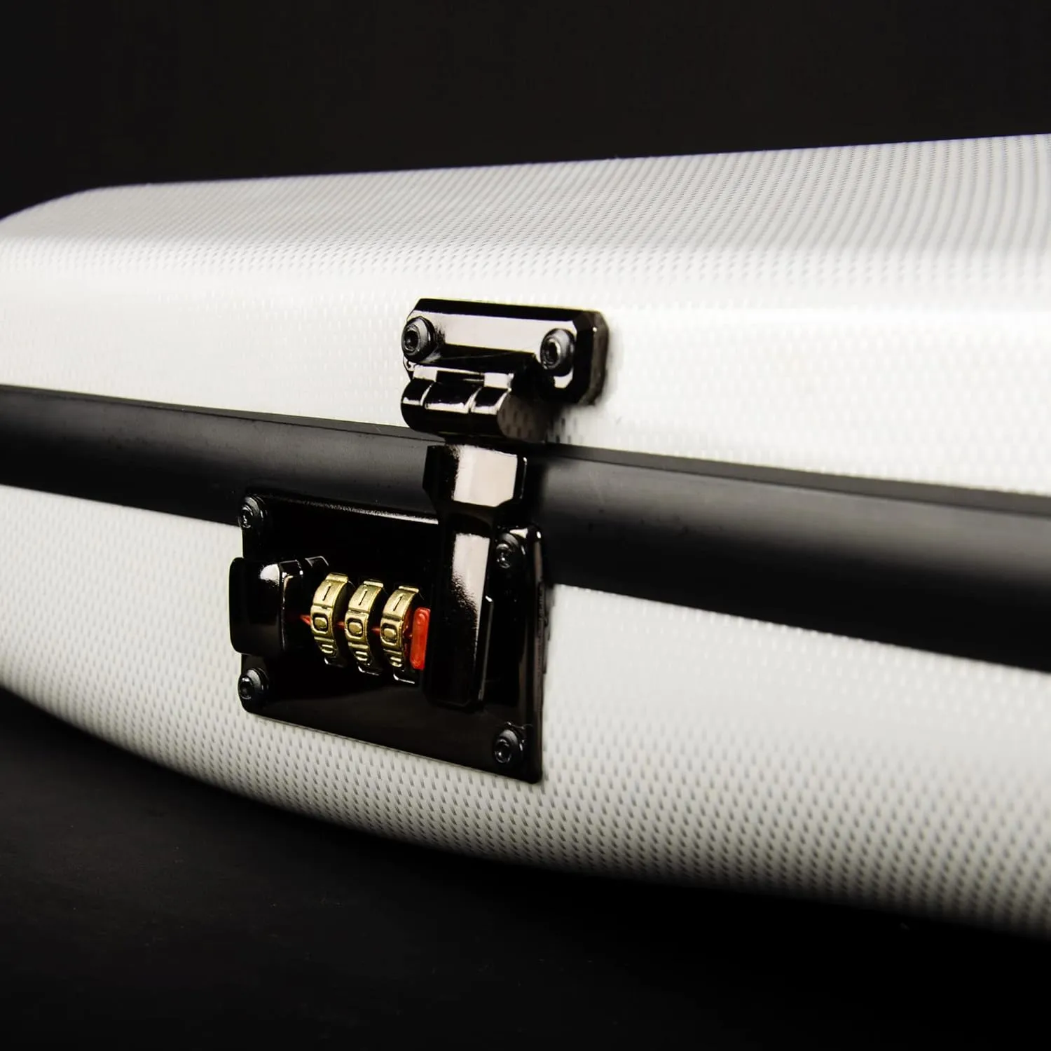 Christina violin case 4/4 Full Size Violin case High-Strength Carbon Fiber Triangle Violin Music Bag With Combination Lock and Extra Bag White Violin Hard Case (VB-Trianglee-WhiteDot spot)