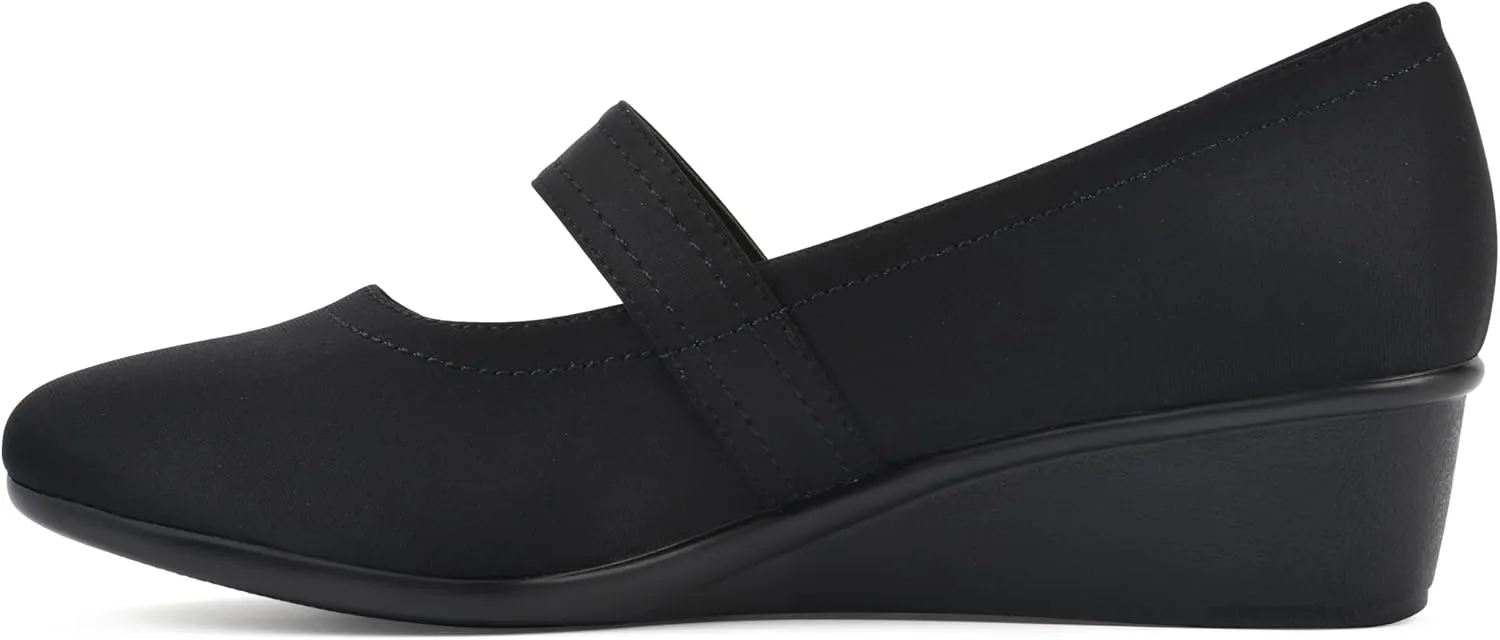 CLIFFS BY WHITE MOUNTAIN Women's Brightly Pump