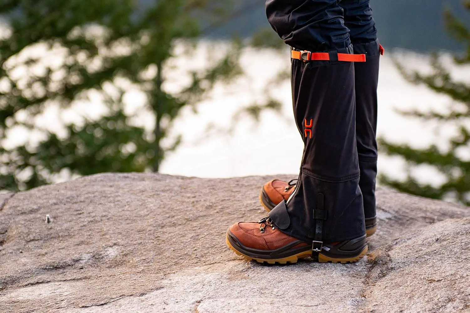 Hillsound Armadillo LT I Waterproof, Unisex, Breathable Gaiters for Year-Round Hiking