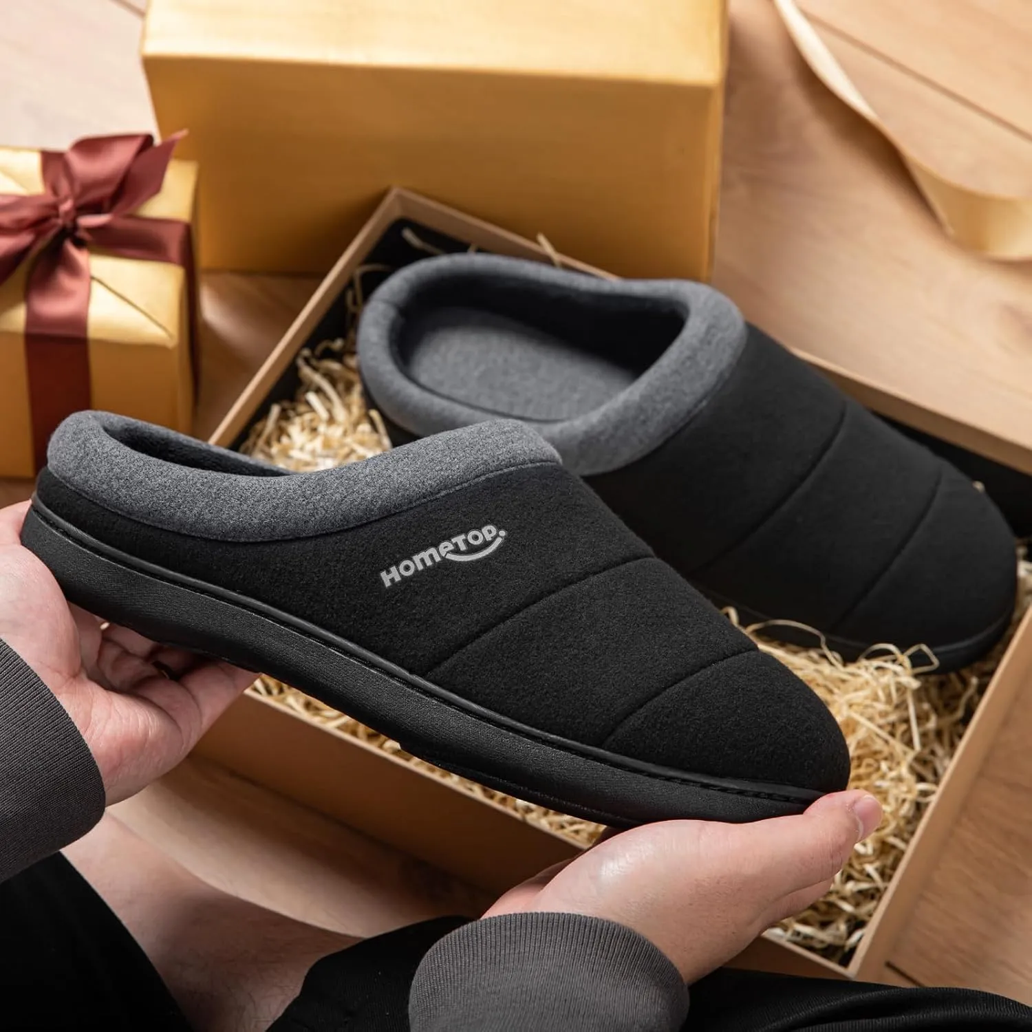 HomeTop Men's Quilted Slippers Cozy Soft Non-Slip De Velvet Memory Foam House Shoes