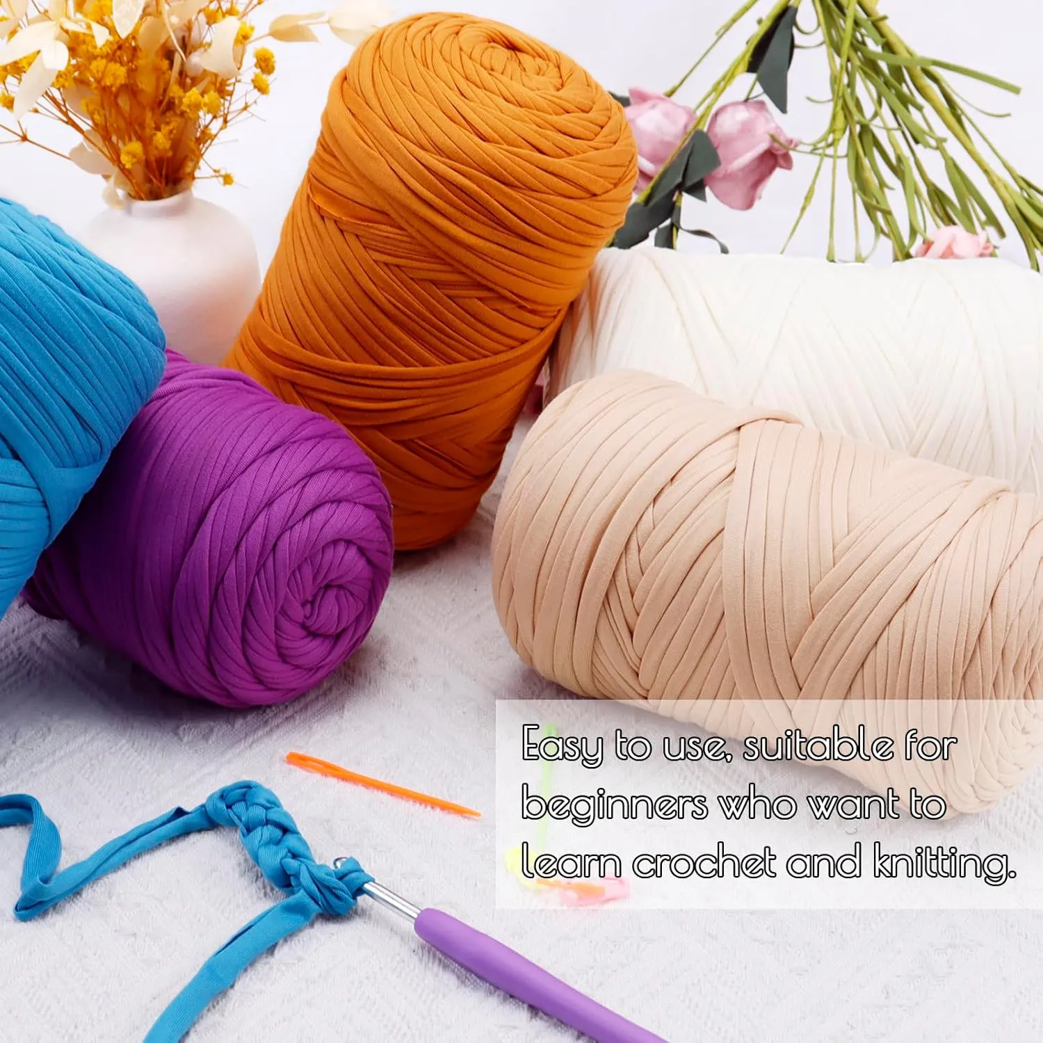 JeogYong T-Shirt Yarn, 400g/131 Yards Elastic Fabric Crochet Cloth T Shirt Yarn, Thick Hand Knitting Polyester Fabric Ribbon for Crocheting Bags/Baskets/Rugs, Home Decor, DIY Crafts (Cream)
