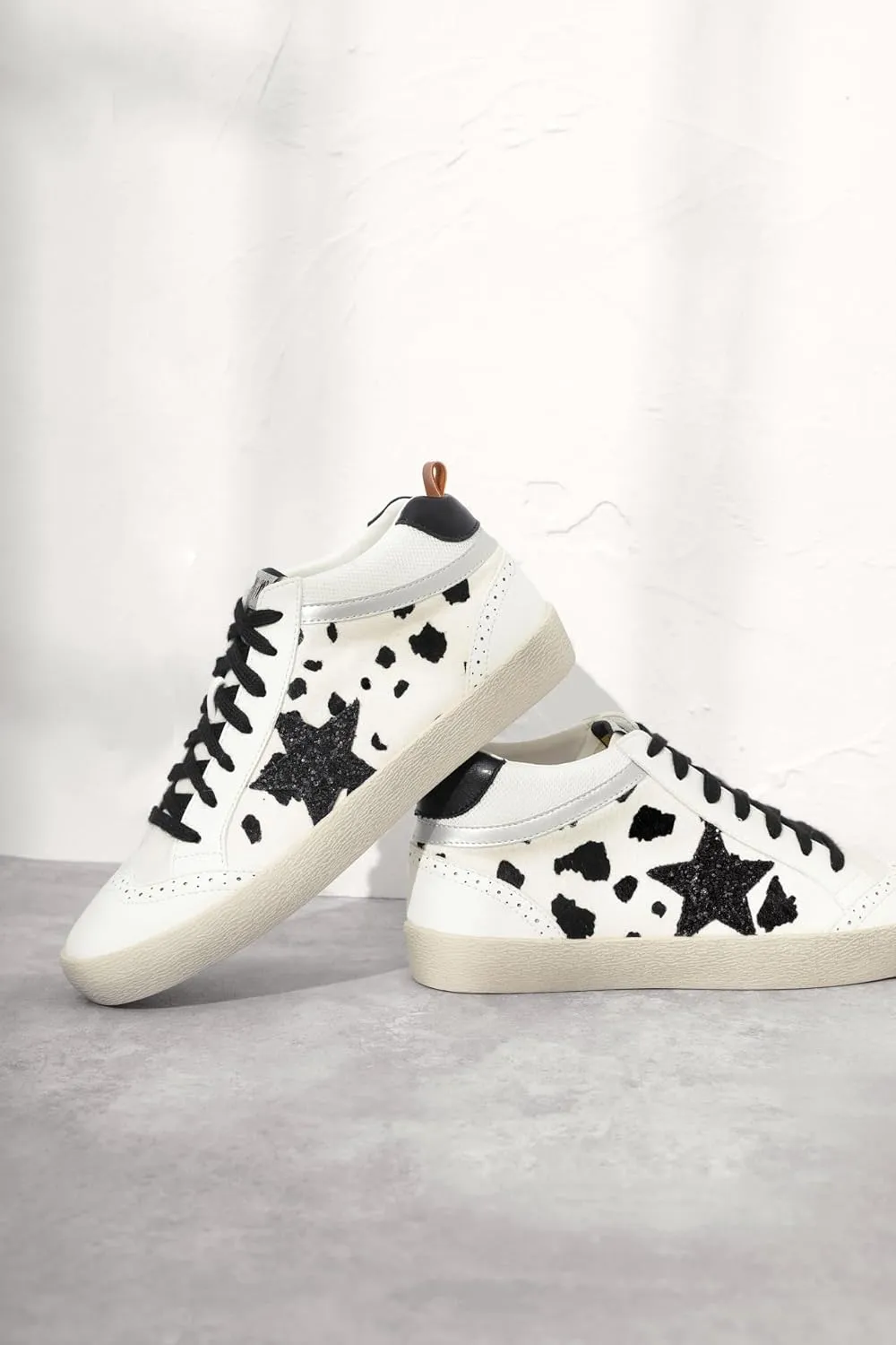 Mi.iM Daisy Rubber Sole Lace-up Glitter Suede Mid Star Sneakers
