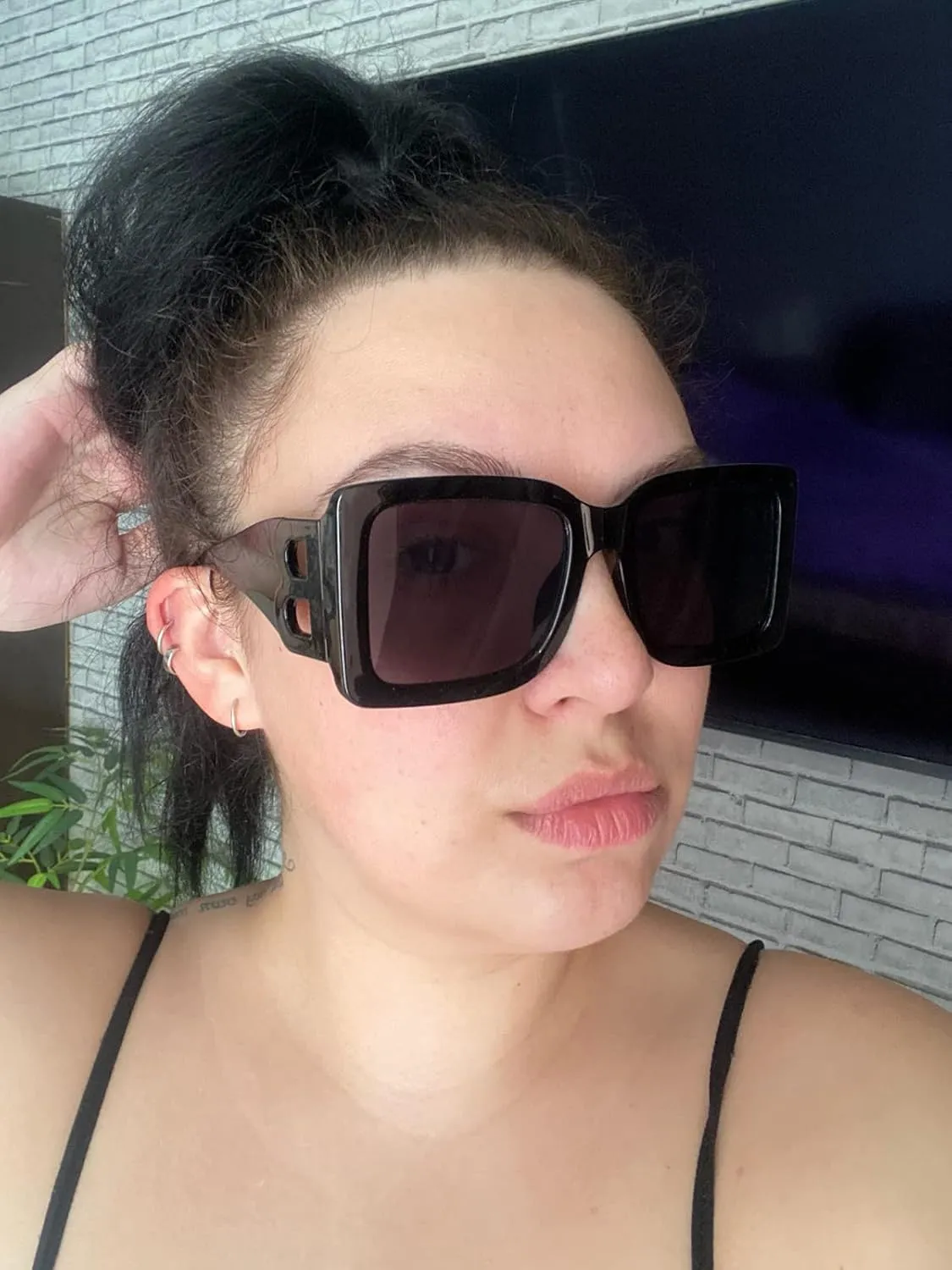 PORADAY Fashion Large Square Sunglasses for Women Men Trendy Black Thick Frame Luxury Designer Sun Glasses Modern Big Frame