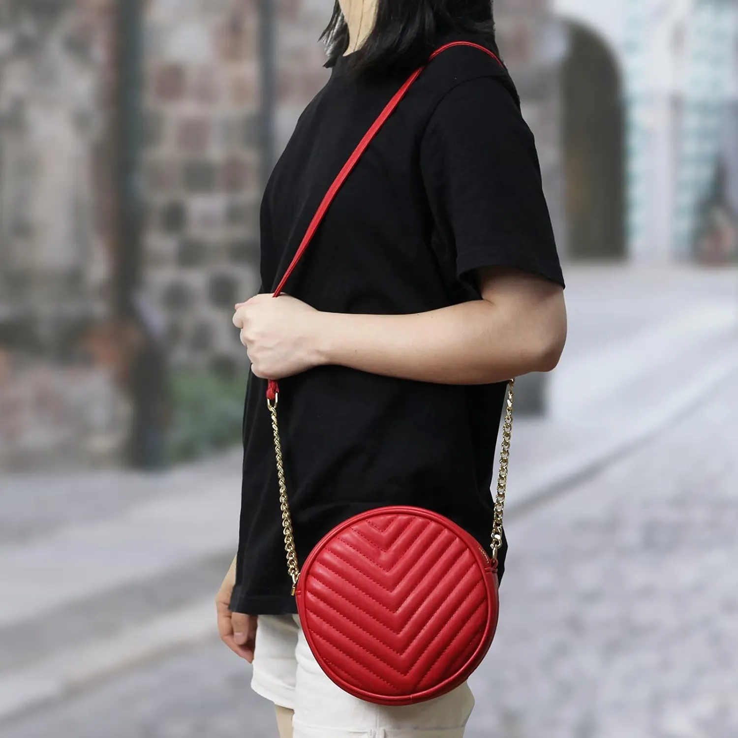 Round Crossbody Bag for Women,PU Leather Shoulder Bag with Metal Chain Strap, Cellphone Purses with Zipper