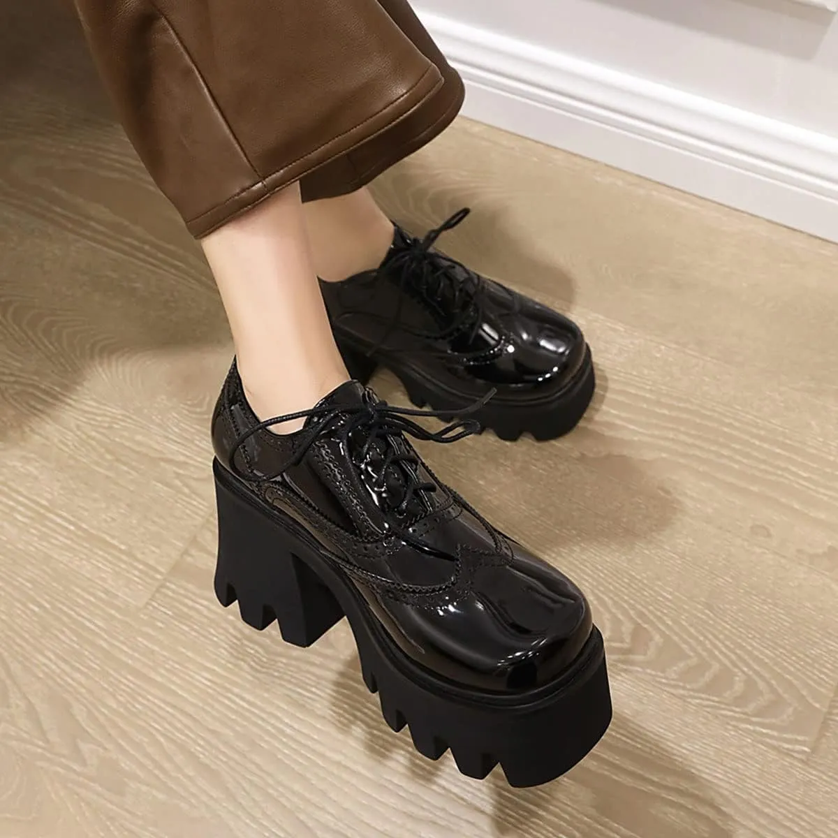 SHEMEE Women's Chunky Platform Patent Leather Oxfords Pumps Vintage Wingtip Lace Up Block High Heel Square Toe Gothic Brogue Shoes