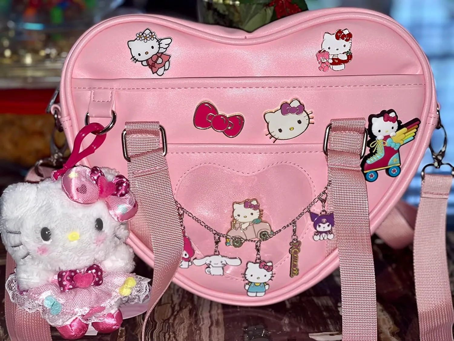 STEAMEDBUN Ita Bag Crossbody Heart Shaped Purse for Anime Pins Display