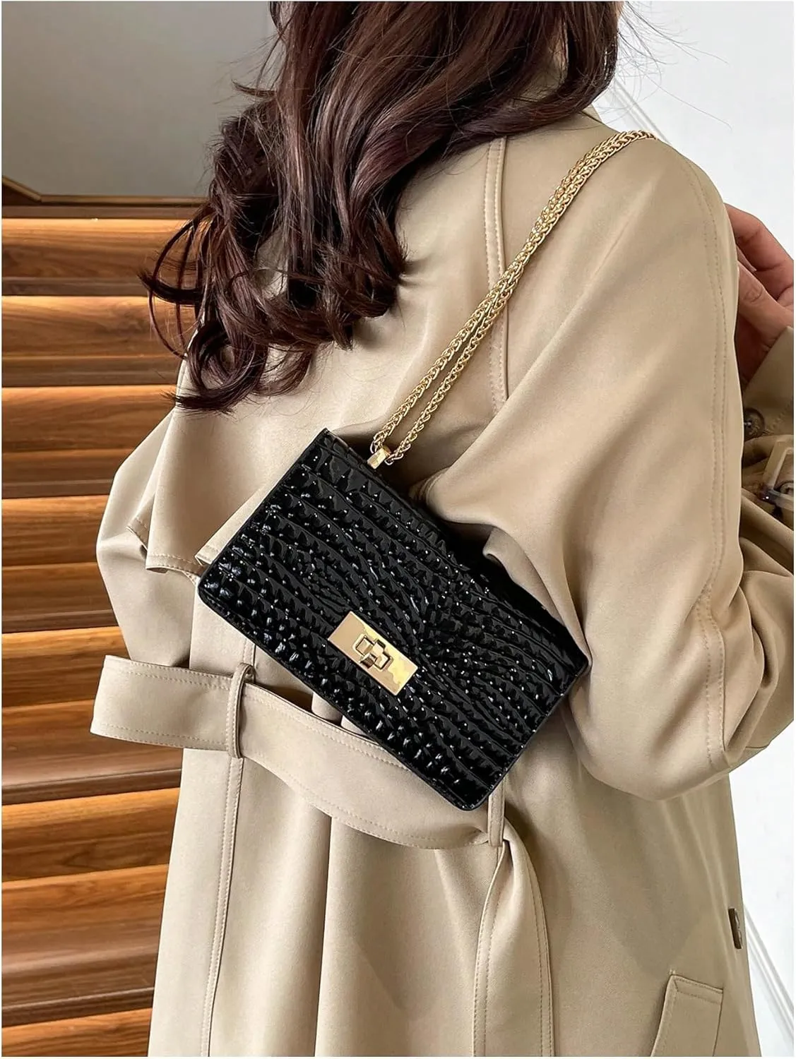 Verdusa Women's Crocodile Pattern Y2K Shoulder Bag PU Leather Mini Handbag Purse with Buckle