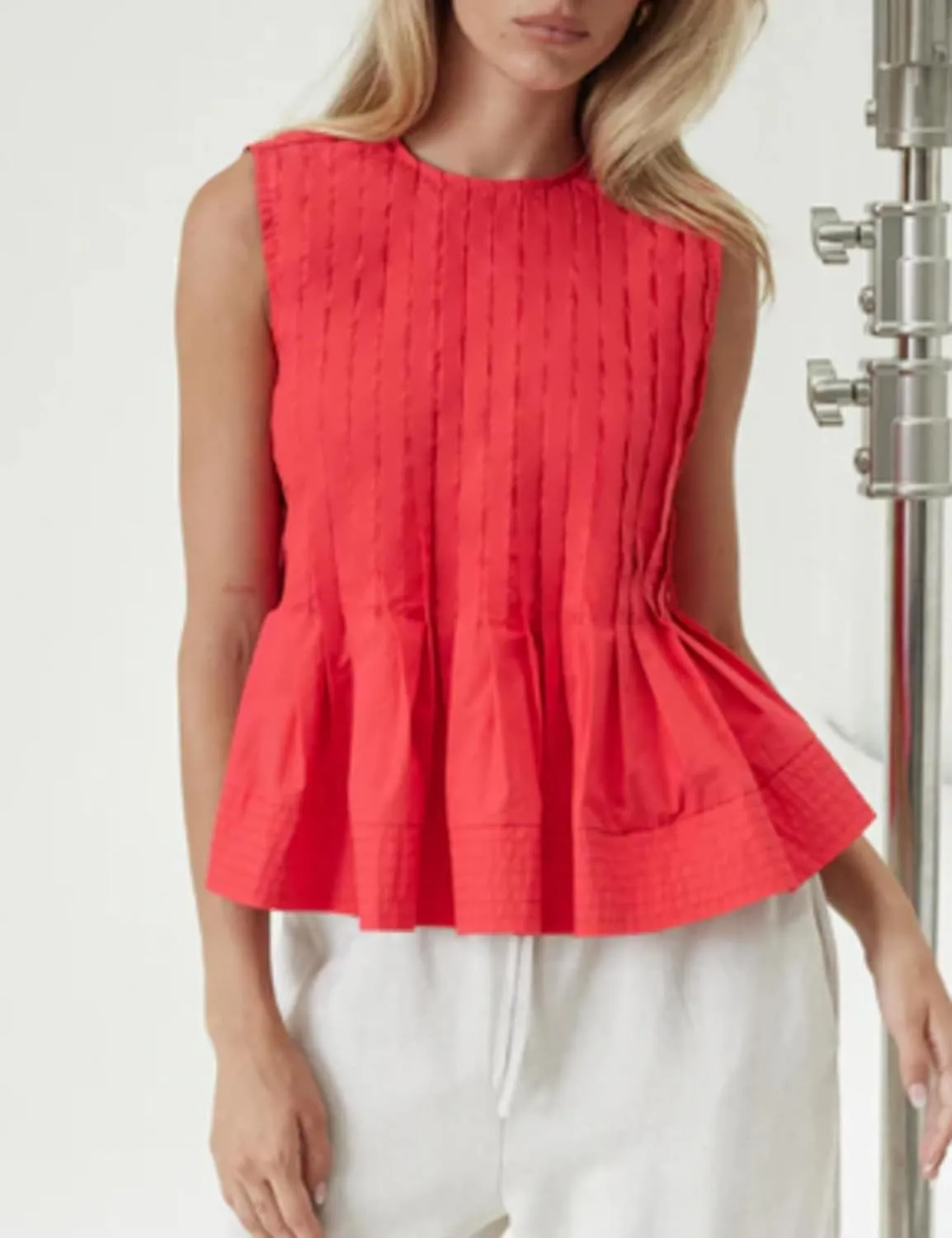Womens Summer Pleated Peplum Sleeveless Blouse Tank Tops Round Neck Y2K Babydoll Blouse Shirt